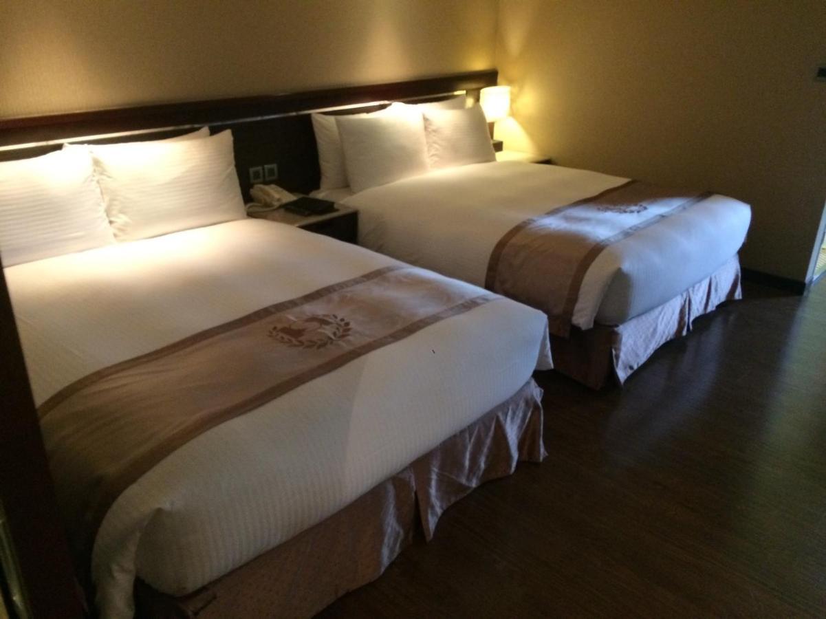 Taichung Charming City Hotel Екстериор снимка