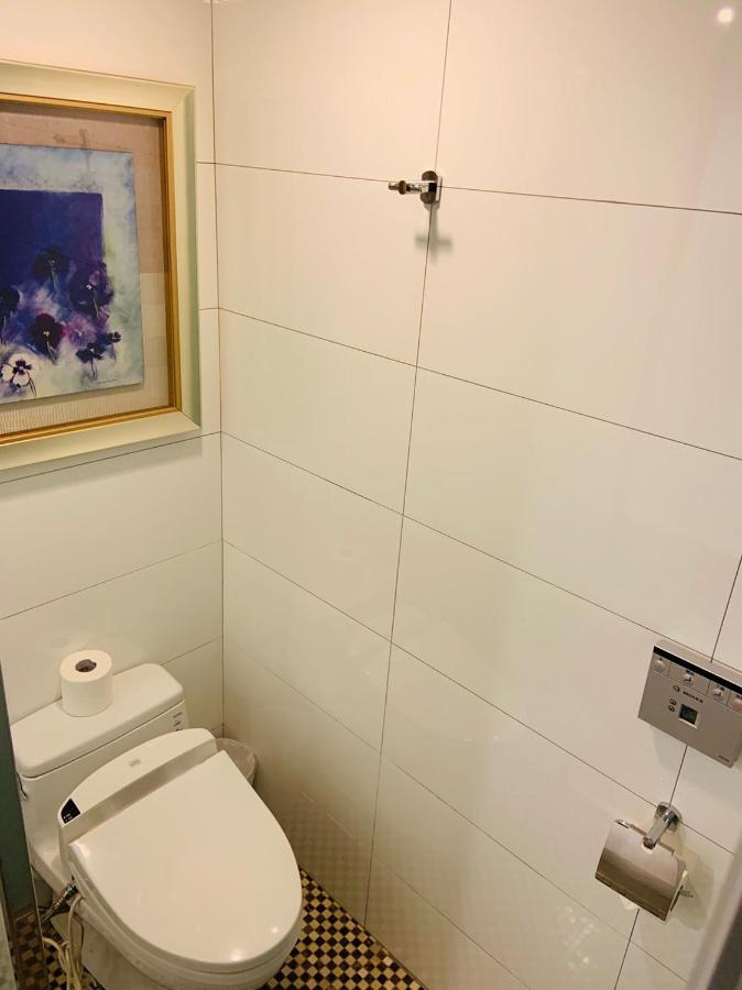 Taichung Charming City Hotel Екстериор снимка
